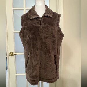 Free Country Faux Fur Taupe Fleece Vest